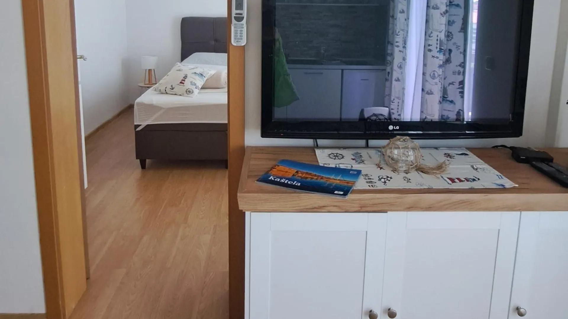 Apartments&Room Babic Kastela 3*,  Croatia