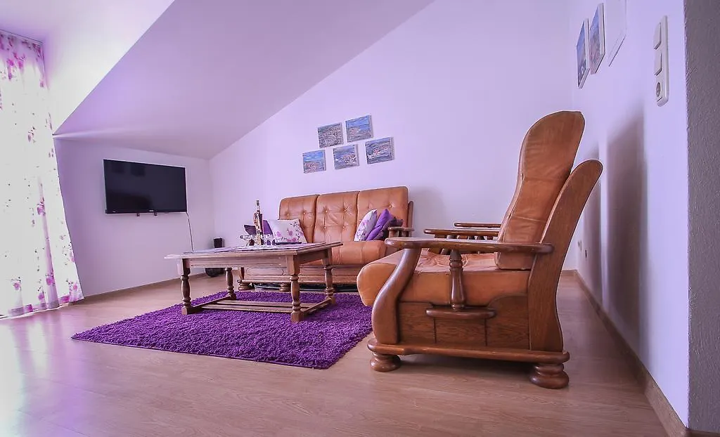 Apartments&Room Babic Kaštela 게스트하우스