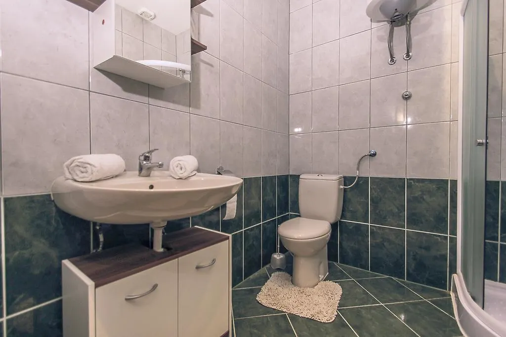 Guest house Apartments&Room Babic Kastela