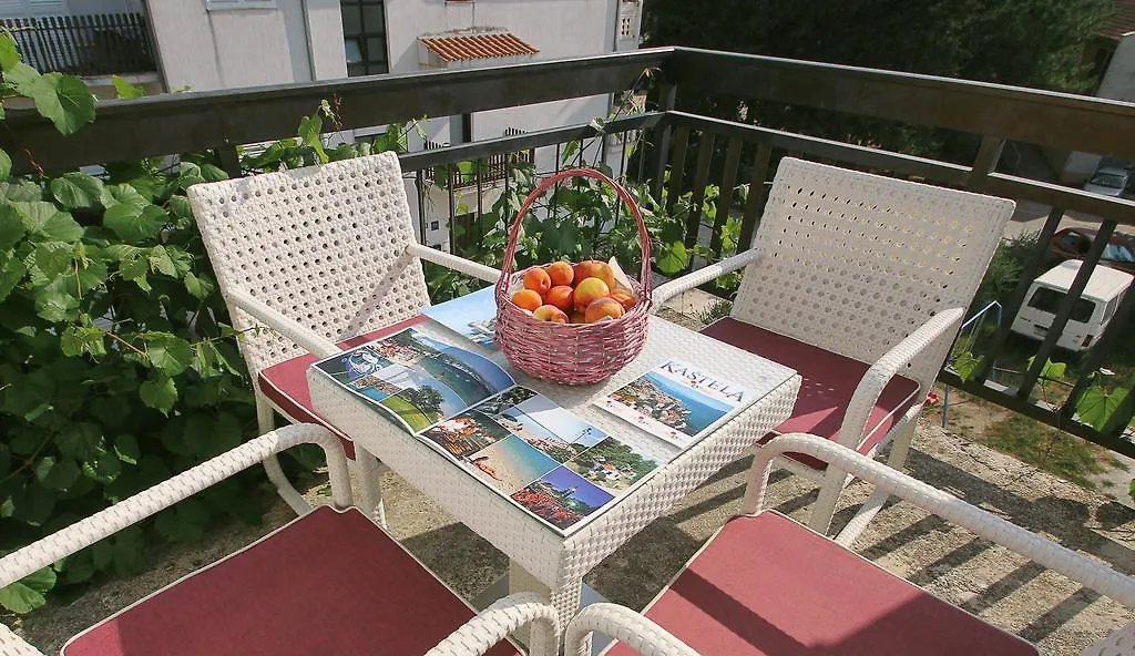 Apartments&Room Babic Kastela